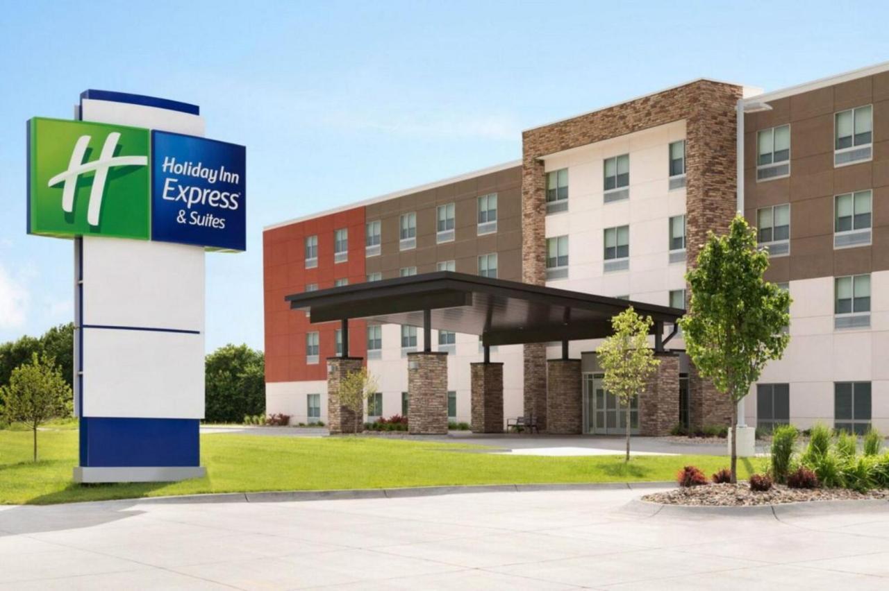 Holiday Inn Express & Suites Muskegon - Grand Haven By Ihg Екстер'єр фото
