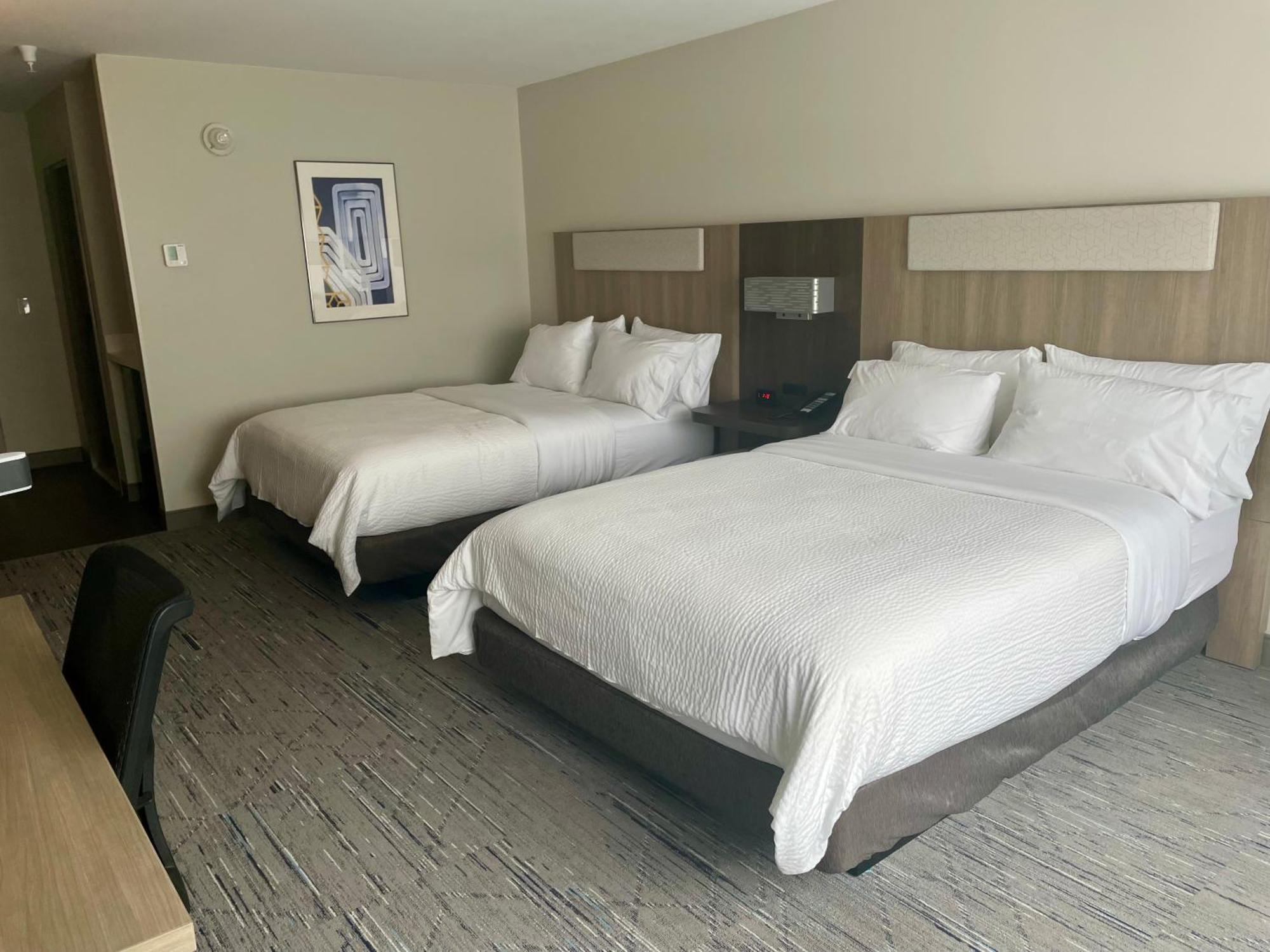 Holiday Inn Express & Suites Muskegon - Grand Haven By Ihg Екстер'єр фото