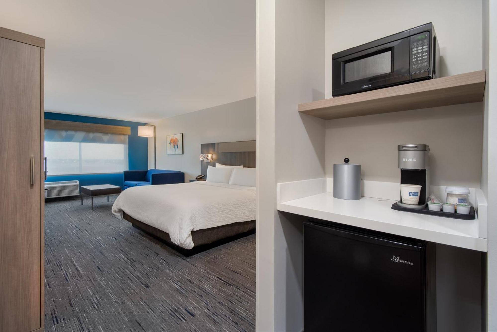 Holiday Inn Express & Suites Muskegon - Grand Haven By Ihg Екстер'єр фото