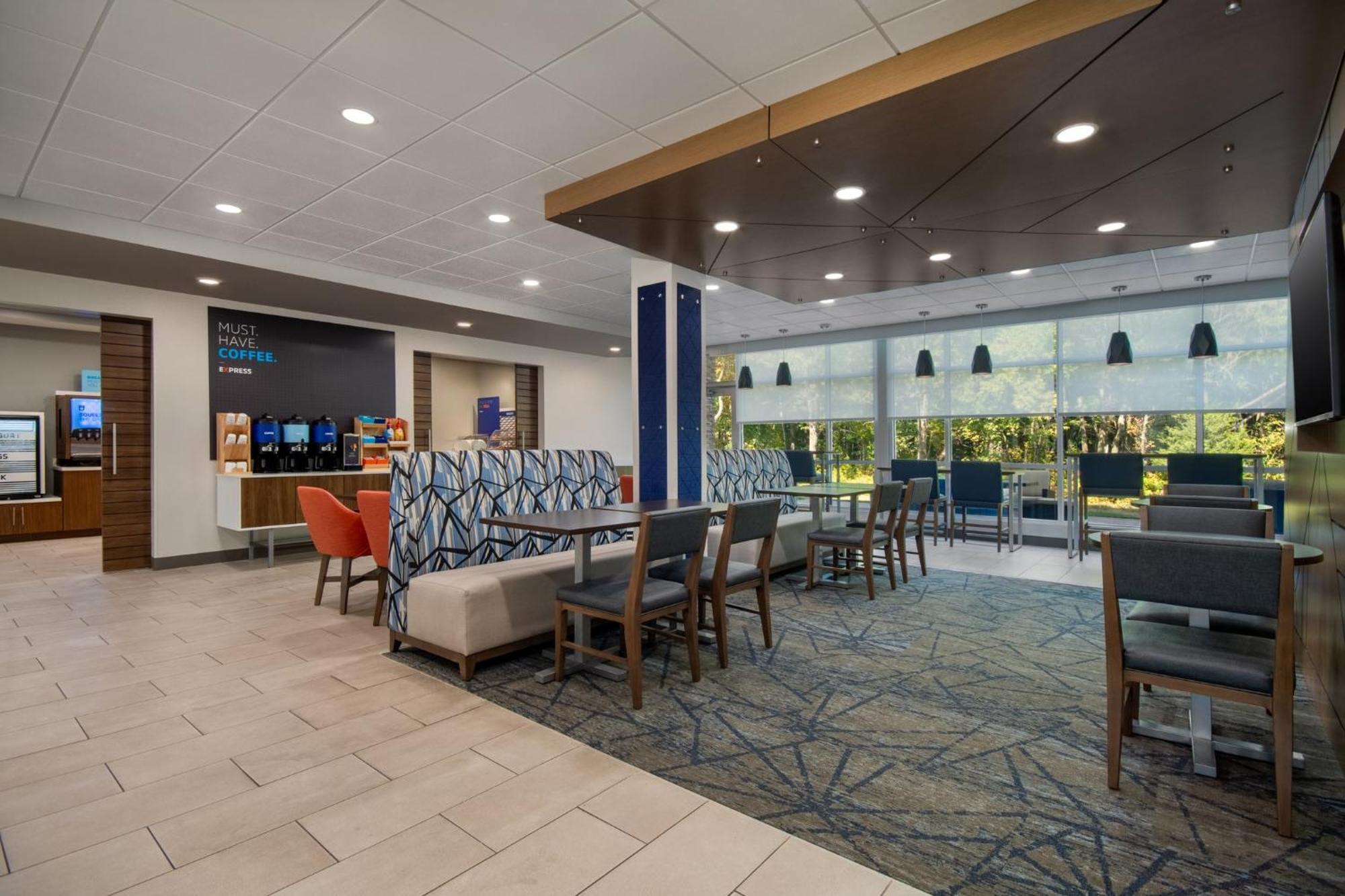 Holiday Inn Express & Suites Muskegon - Grand Haven By Ihg Екстер'єр фото