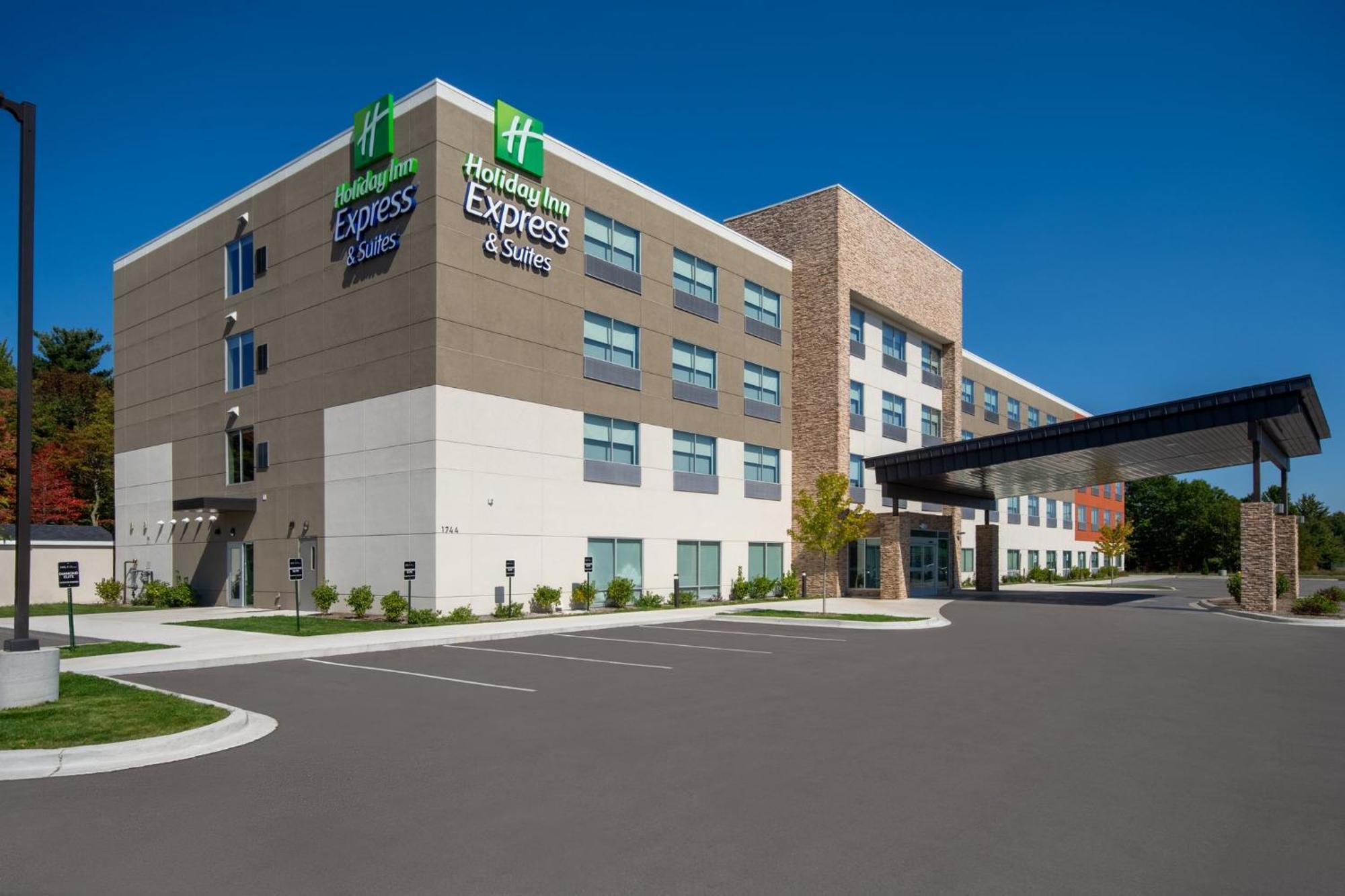 Holiday Inn Express & Suites Muskegon - Grand Haven By Ihg Екстер'єр фото